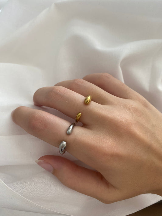 Eliza ring