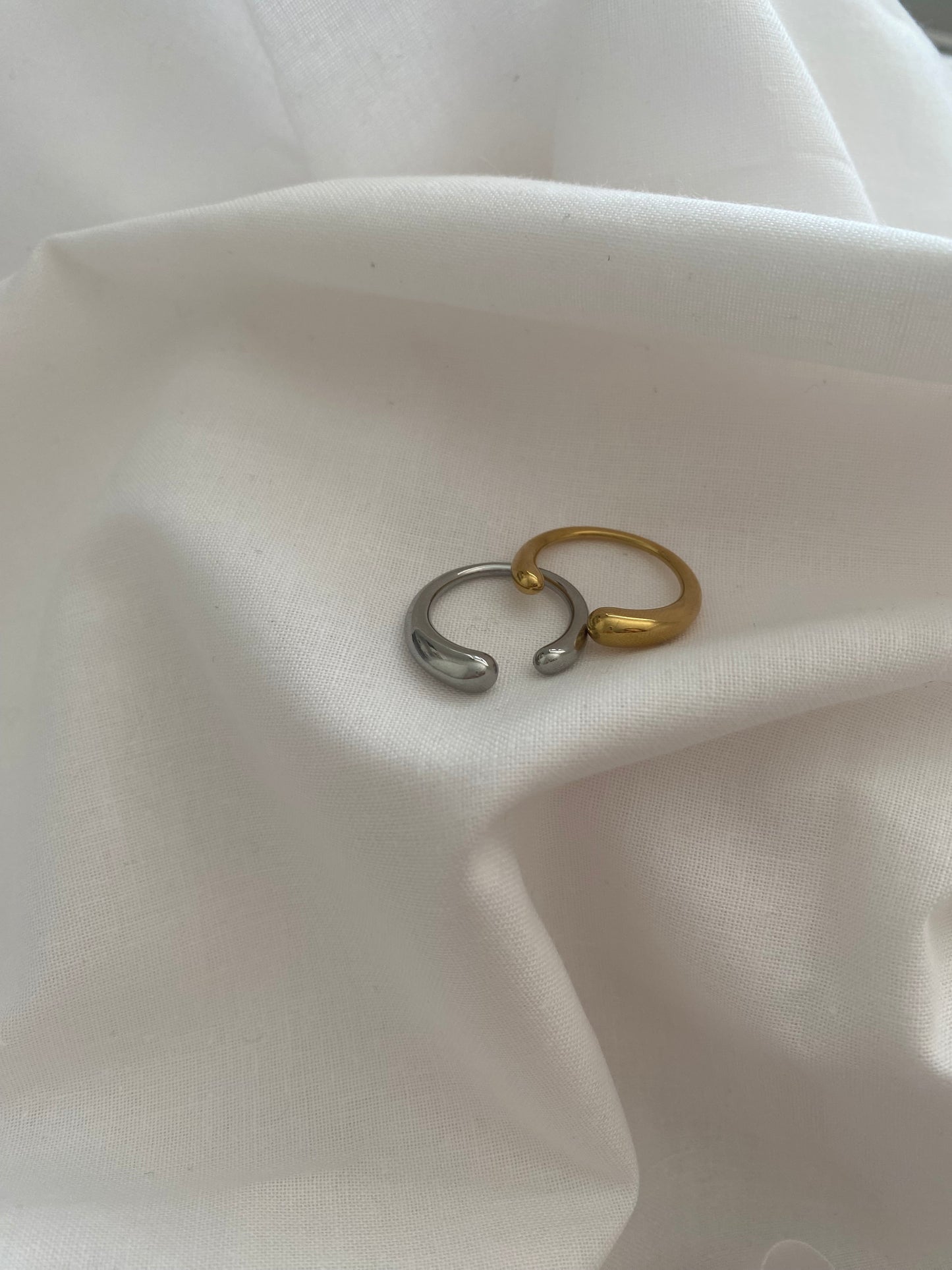 Eliza ring
