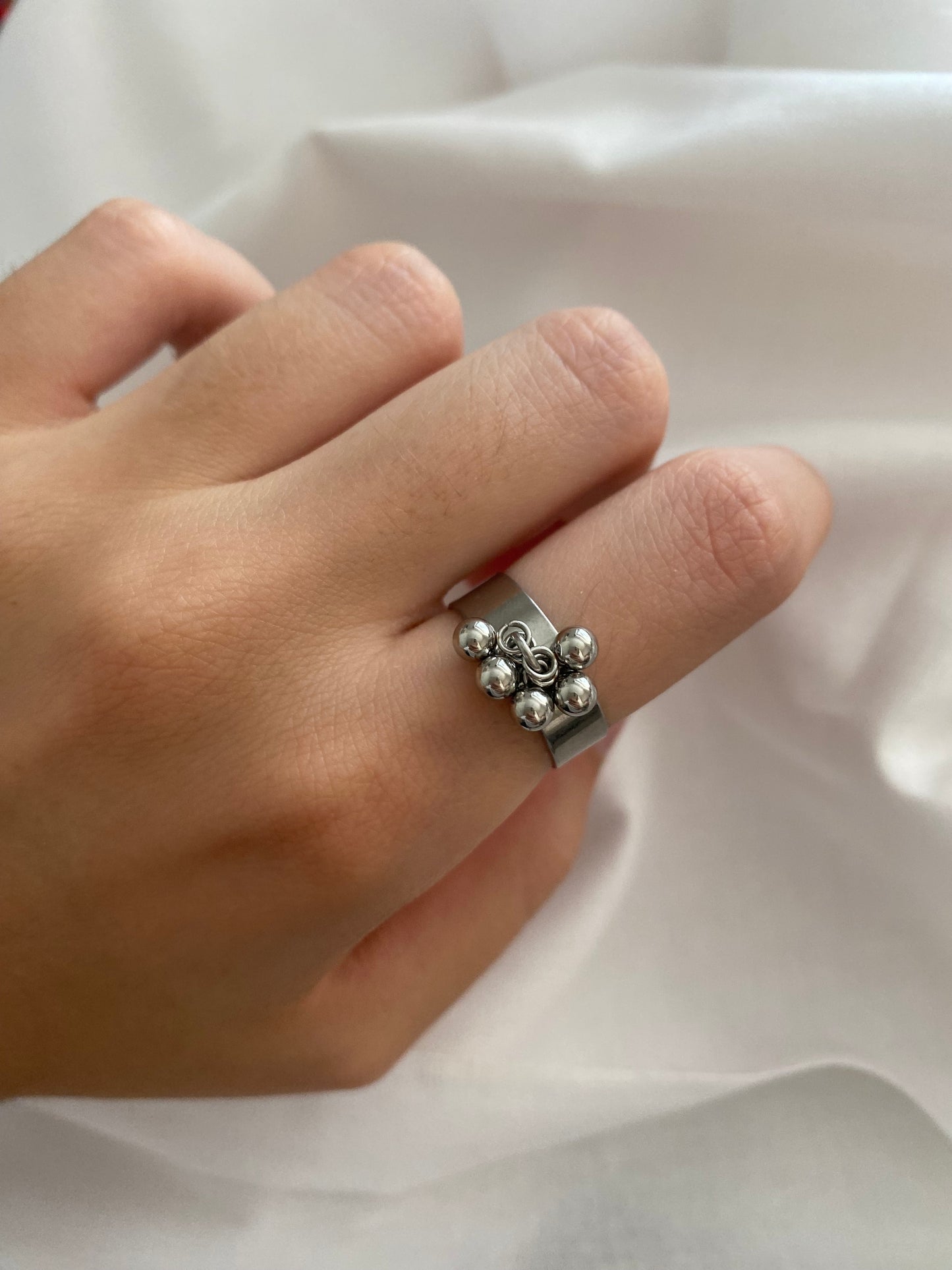 Nora ring
