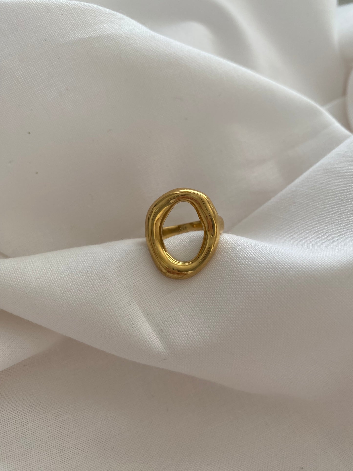 Circle ring