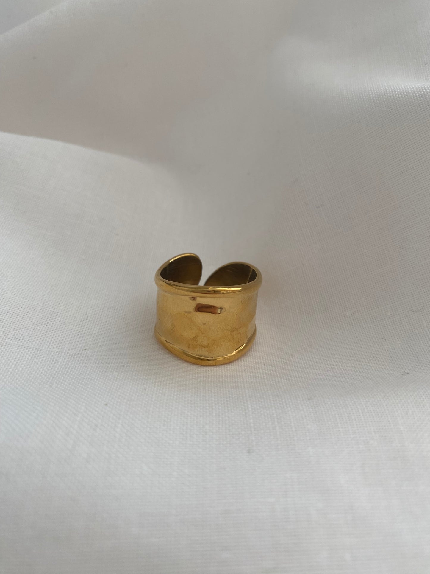 Nora ring